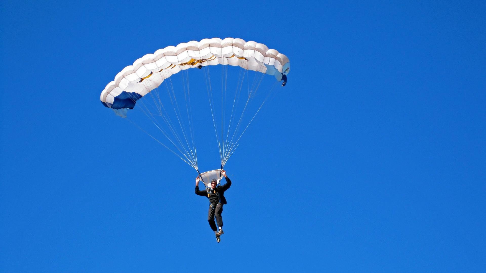 开云体育官网-历史上的“黑马”球队：他们的故事令人难忘，黑马球员